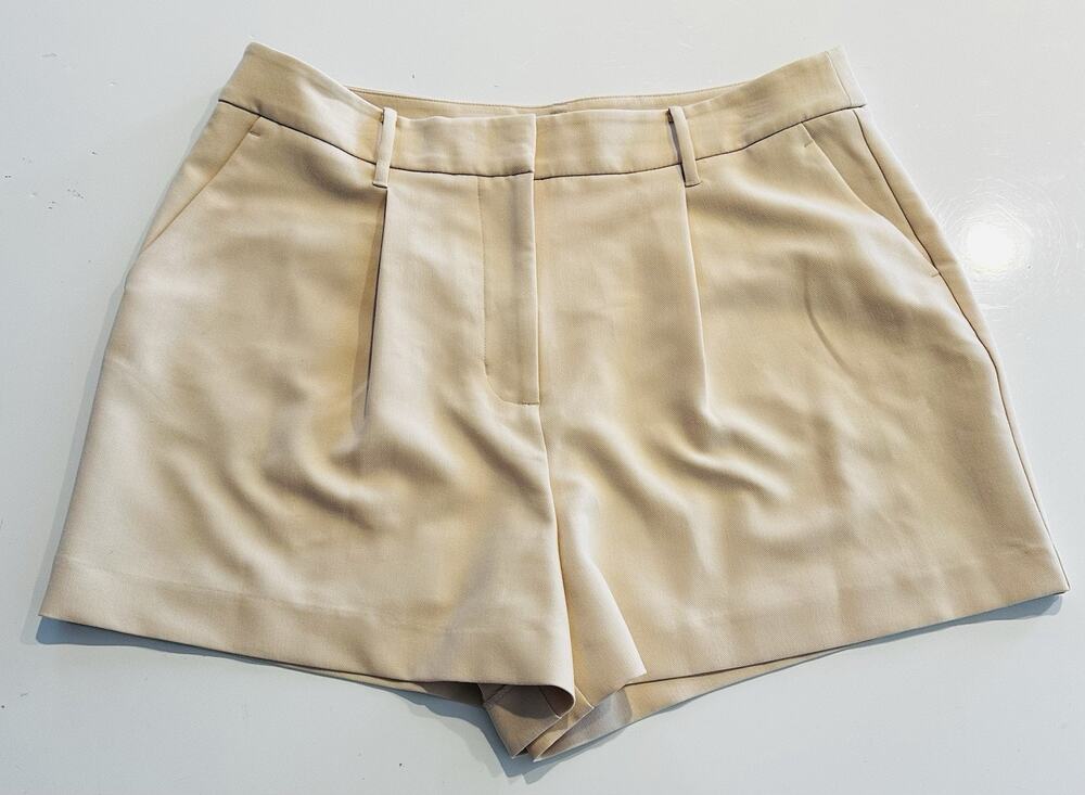 Nine West Pleated Dress Shorts Womens Sz 16 Beige Cream High Waisted Career Chic